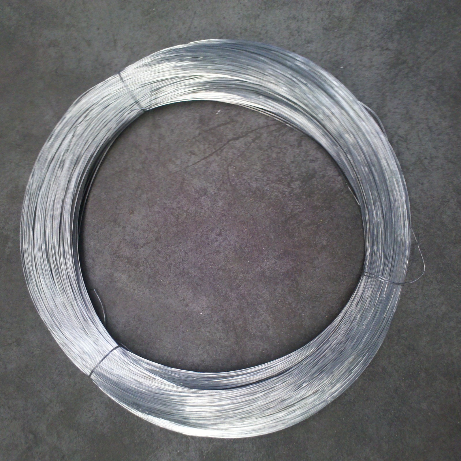 Electro Galvanized Iron Wire / Hot Dipped Galvanized Wire 0.3mm-5mm