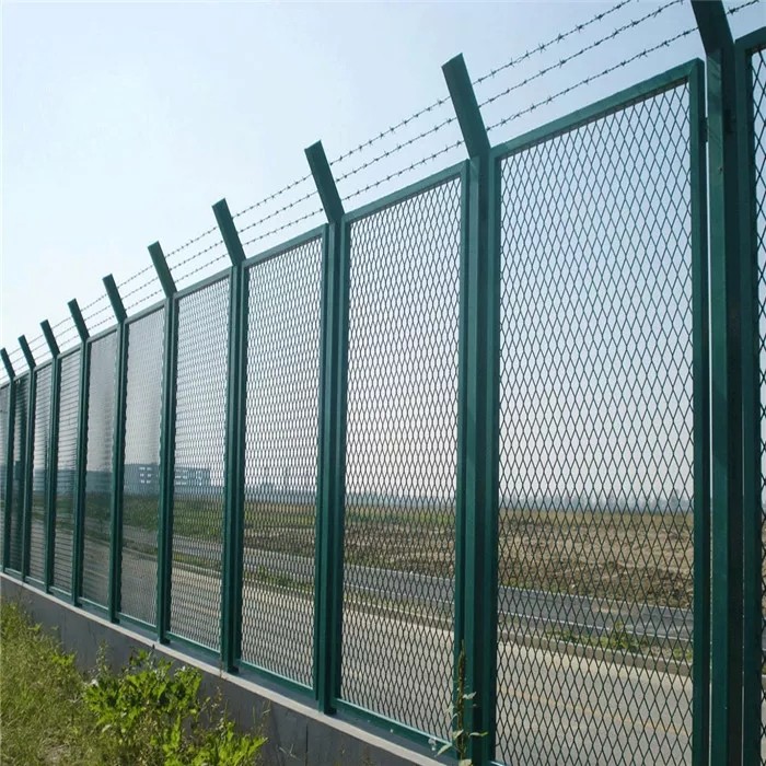 Factory Sale Diamond Hole Shape Expanded Metal Mesh Fence