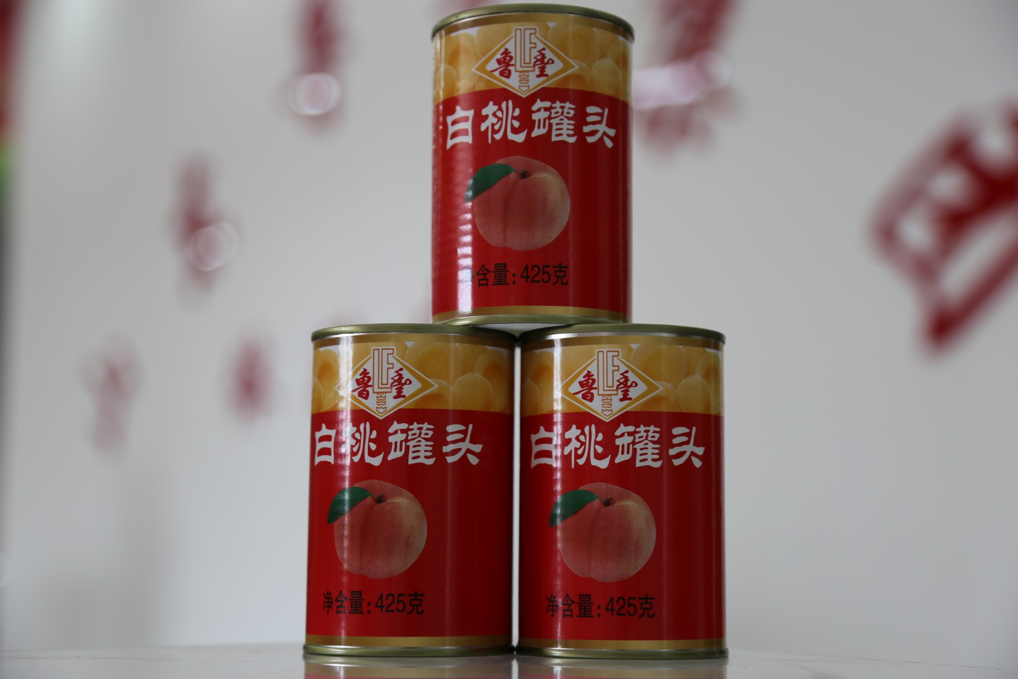 Canned white peach