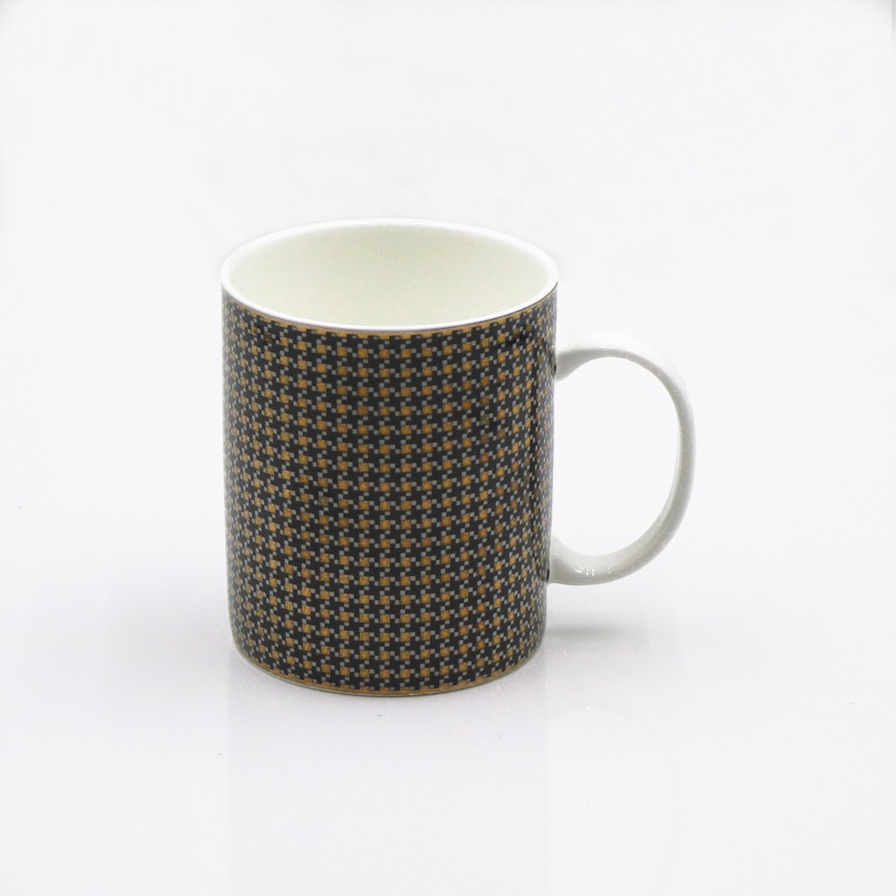 Gold mesh mug