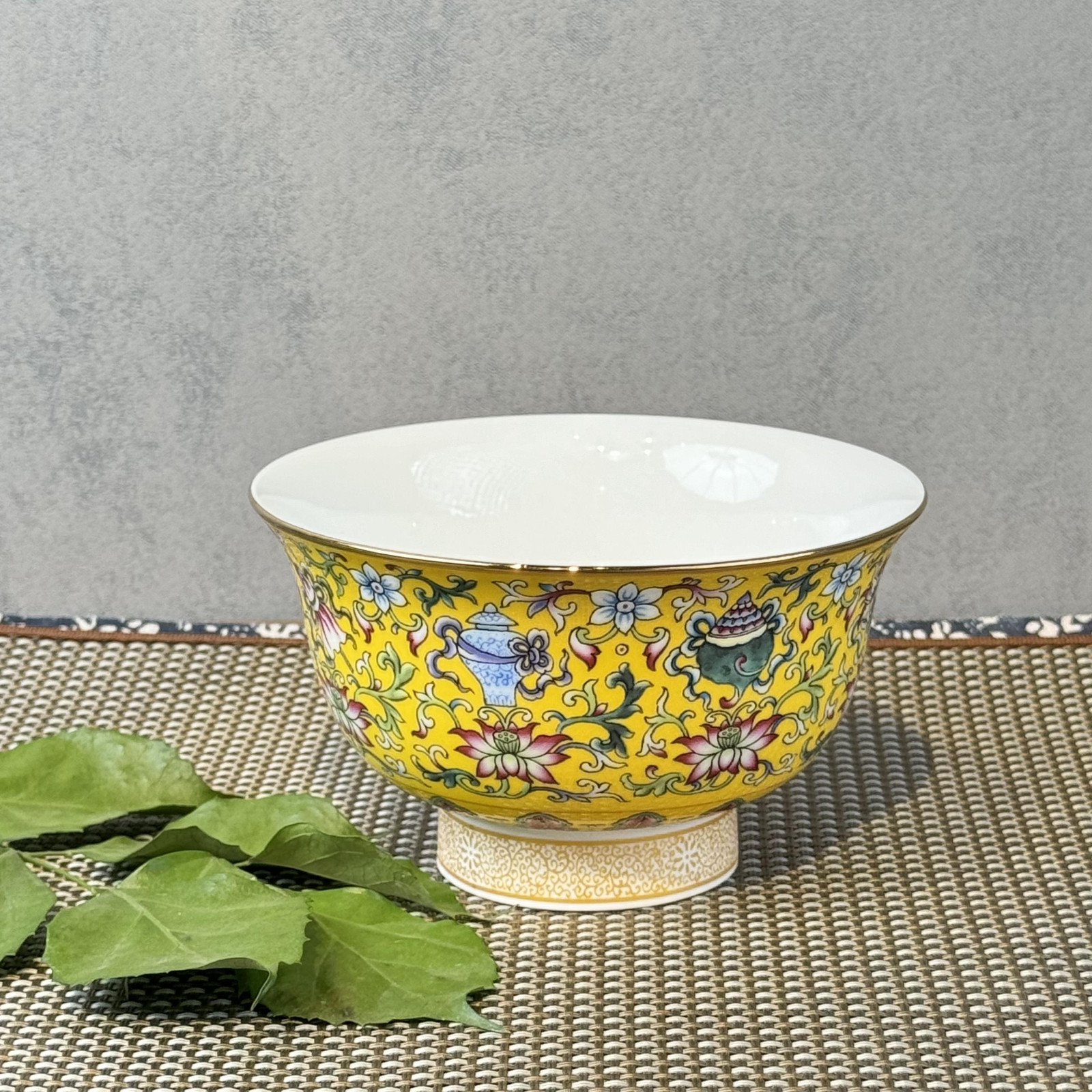 Enamel color yellow background bowl tablewear